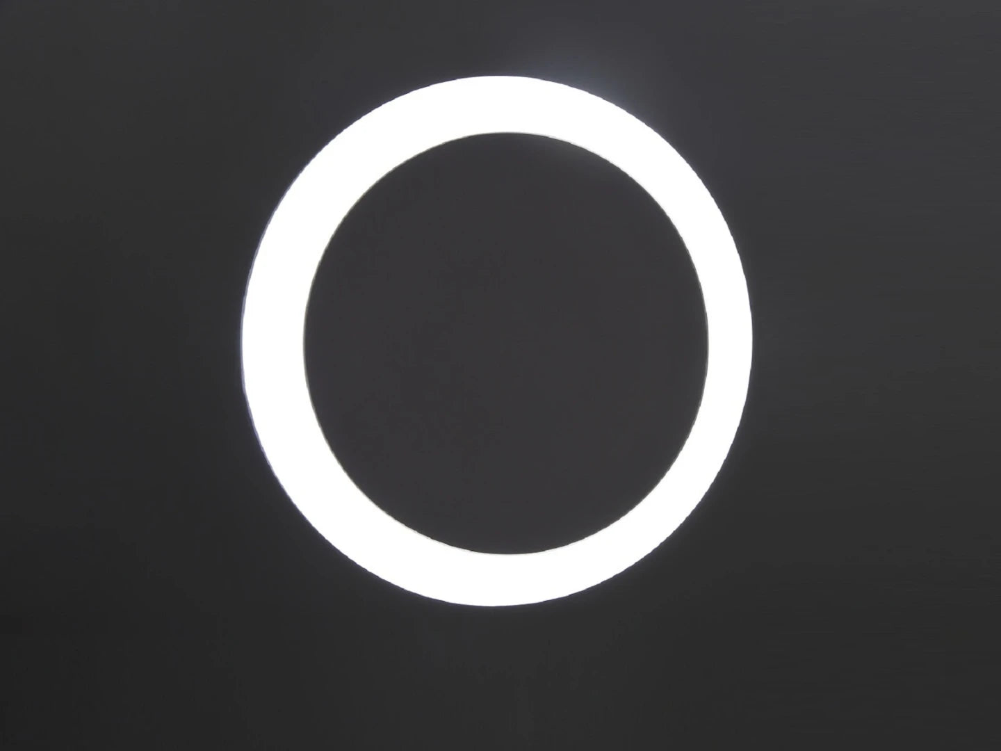 LED Badkamerspiegel - Bluetooth - Lorenzo 140x70cm