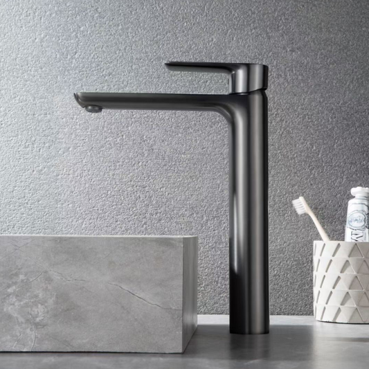 Robinet de baignoire indépendant Lisandro – Sortie d'eau en cascade – Nickel brossé