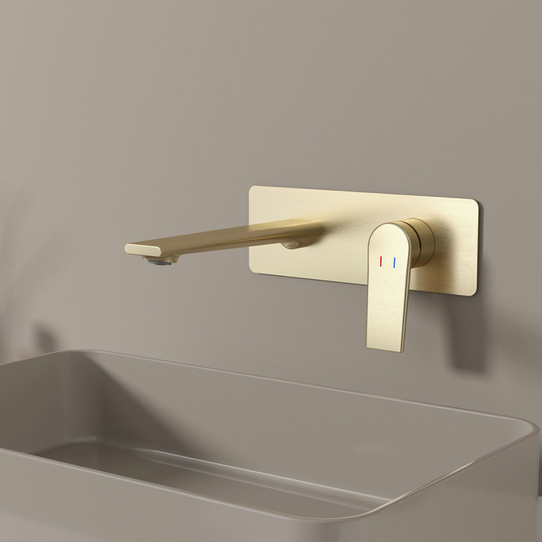 Robinet de baignoire indépendant Lisandro – Sortie d'eau en cascade – Nickel brossé