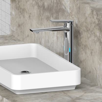 Robinet de baignoire indépendant Lisandro – Sortie d'eau en cascade – Nickel brossé