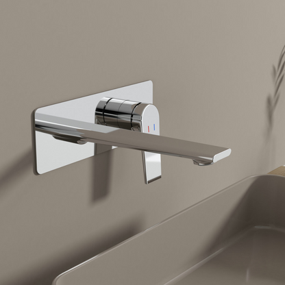 Robinet de baignoire indépendant Lisandro – Sortie d'eau en cascade – Nickel brossé