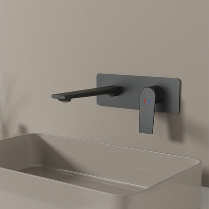 Robinet de baignoire indépendant Lisandro – Sortie d'eau en cascade – Nickel brossé