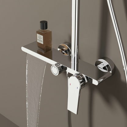 Robinet de baignoire indépendant Lisandro – Sortie d'eau en cascade – Nickel brossé