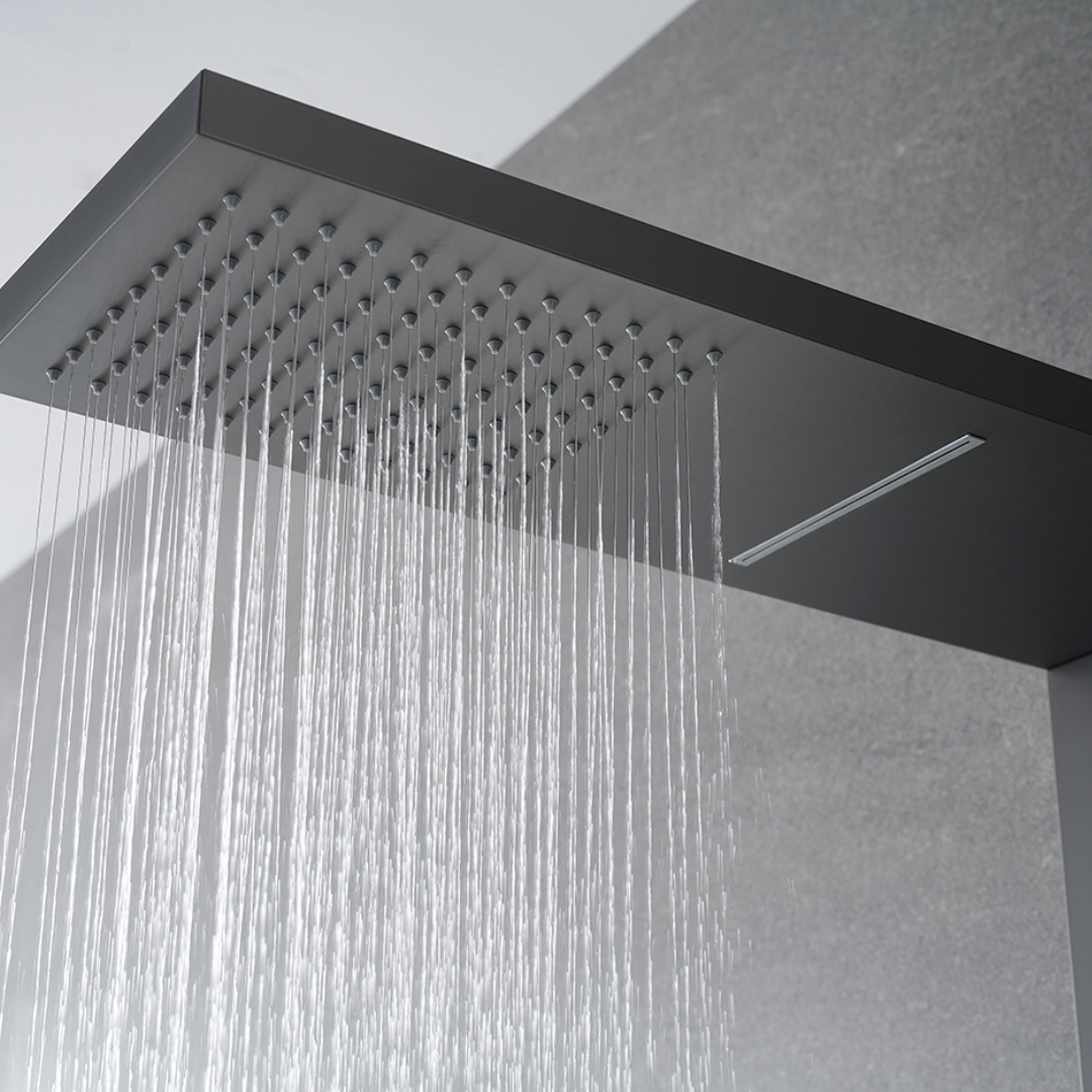 Robinet de baignoire indépendant Lisandro – Sortie d'eau en cascade – Nickel brossé