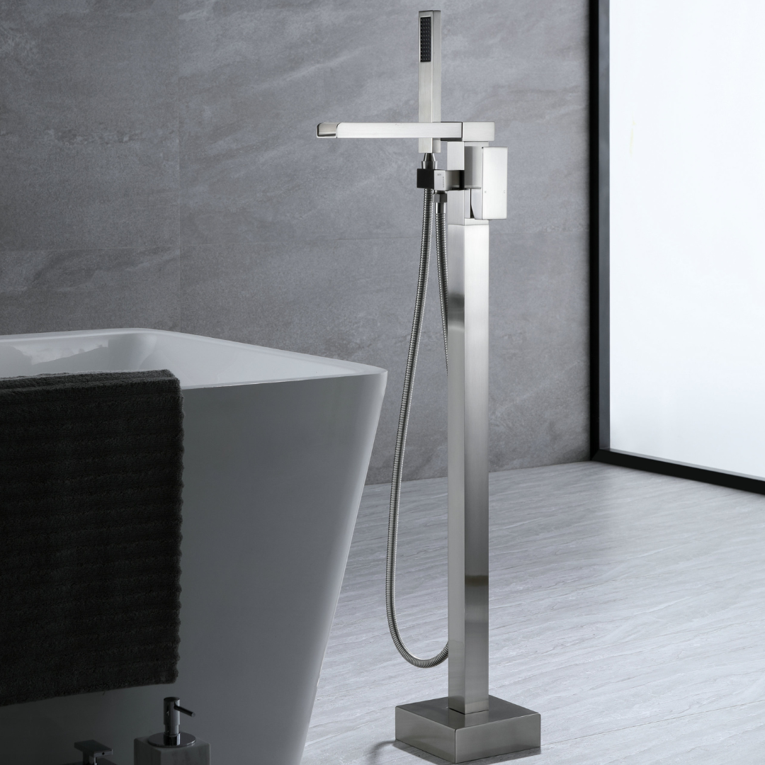 Robinet de baignoire indépendant Lisandro – Sortie d'eau en cascade – Nickel brossé