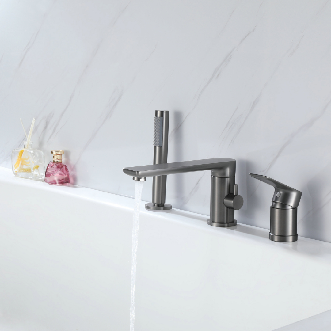 Robinet de baignoire indépendant Lisandro – Sortie d'eau en cascade – Nickel brossé