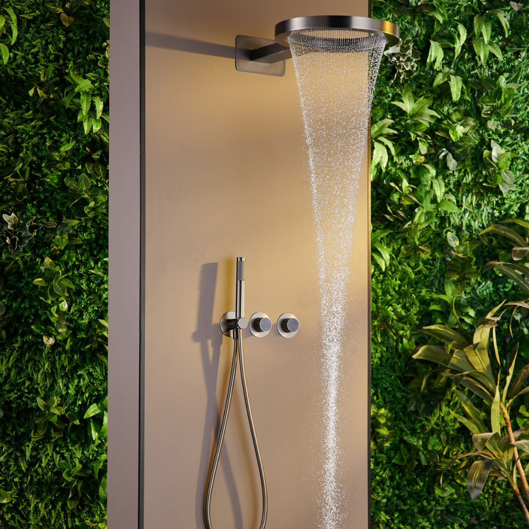 Ensemble de douche à effet pluie encastré thermostatique – Marino – Cascade & Douche à main – Régulation numérique – Gunmetal Grey